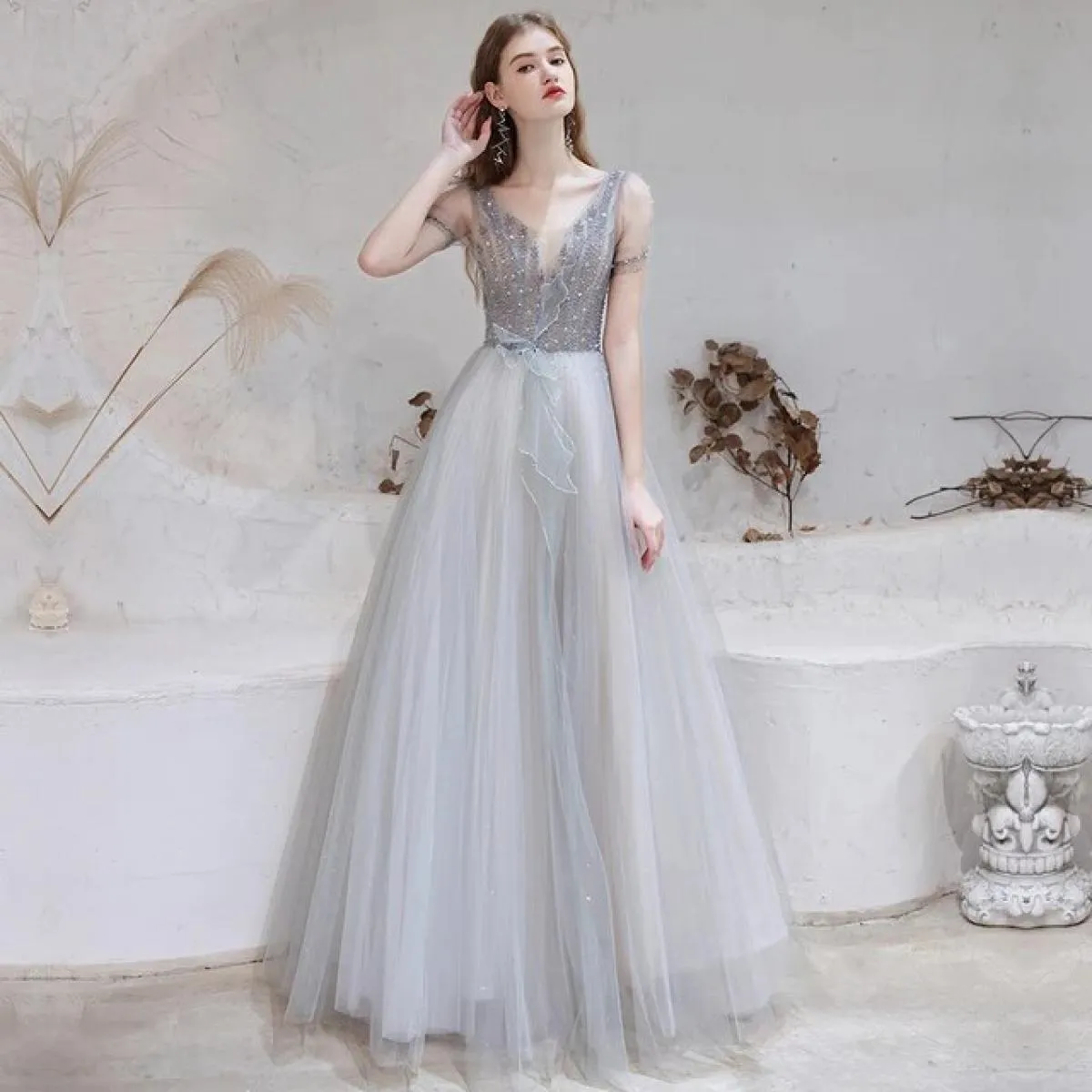 Abito da sera grigio maniche Abiti da sera grigi Donna Abito da sera grigio Donna Lungo
