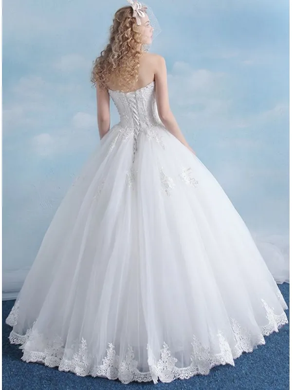 Abito da Sposa bustier con scollo a cuore e gonna vaporosa con Pizzo