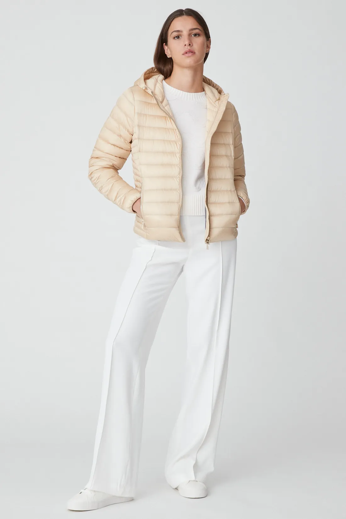 AGHATA – Beige hooded down jacket