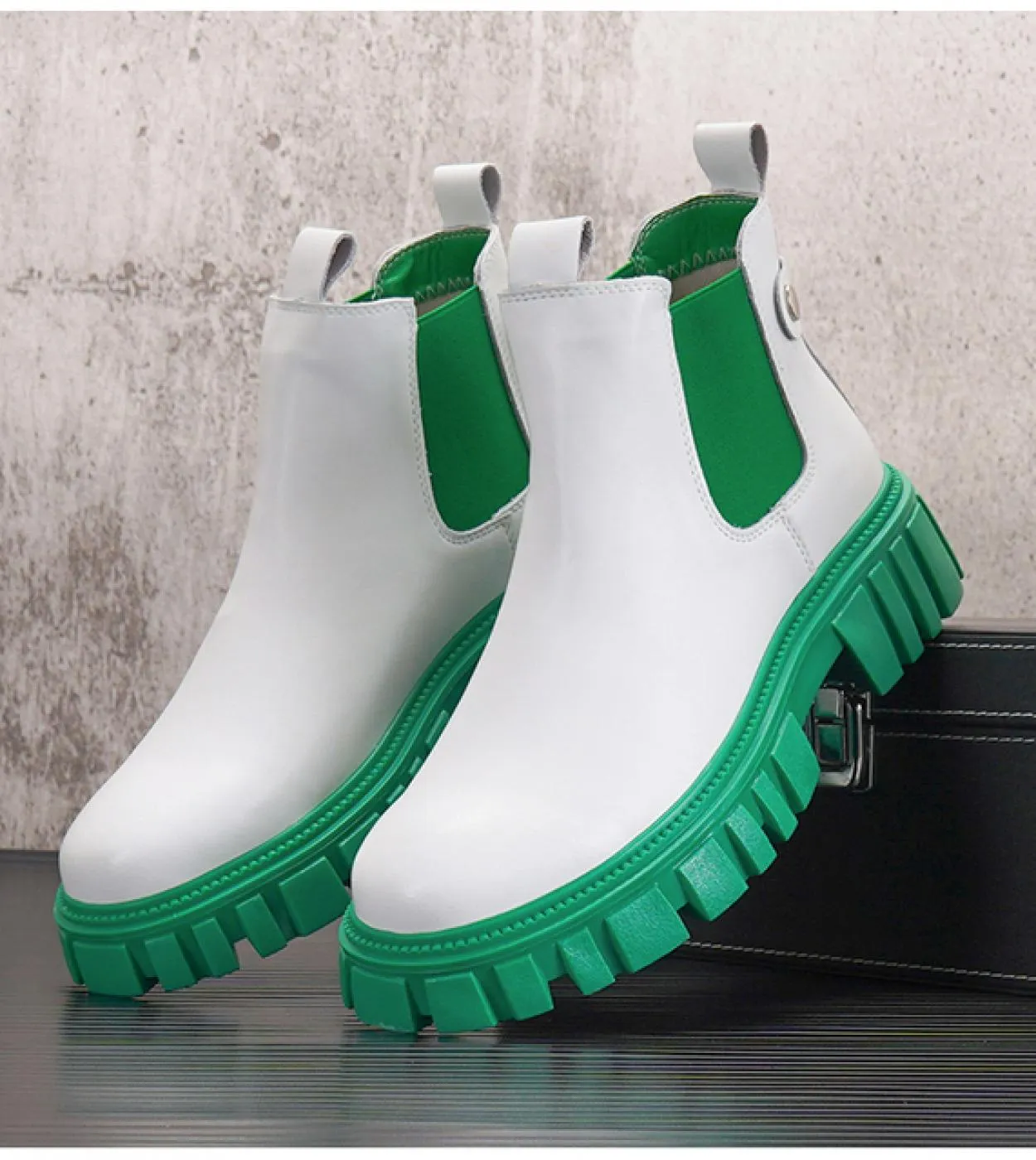 Buckle Men Chelsea Boots Green Mens Boot England Mens Catwork Show Shoes Stivali da uomo