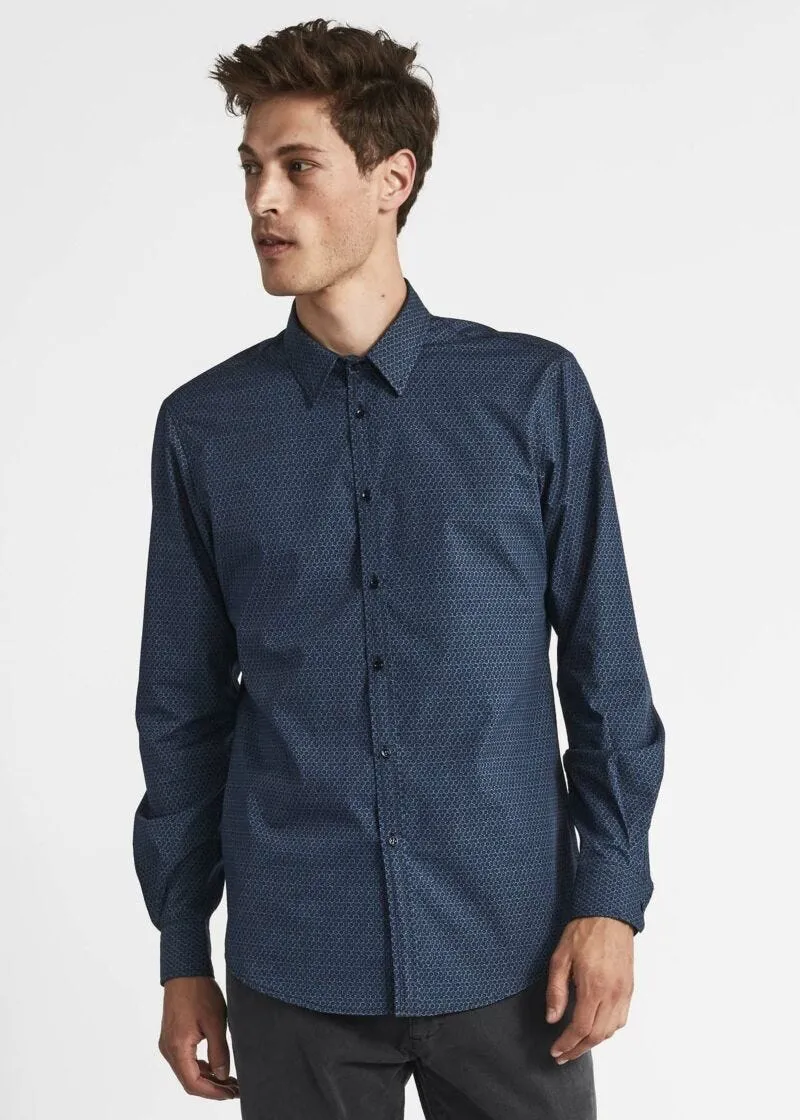 Camicia con collo classico