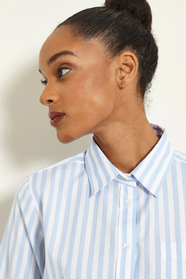 Camicia con taschino applicato