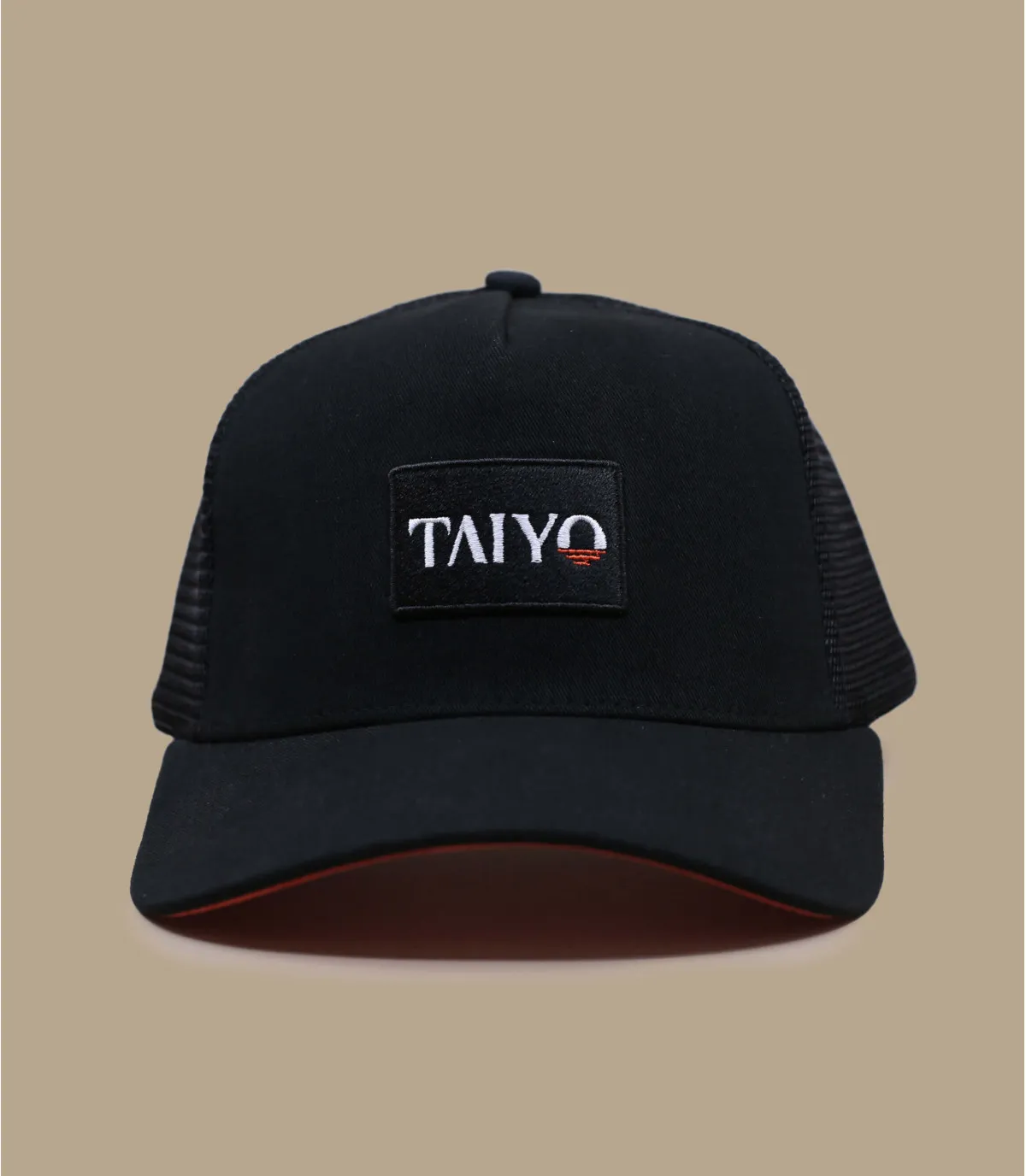 cappellino trucker nero ecoBadge Logo Trucker black     