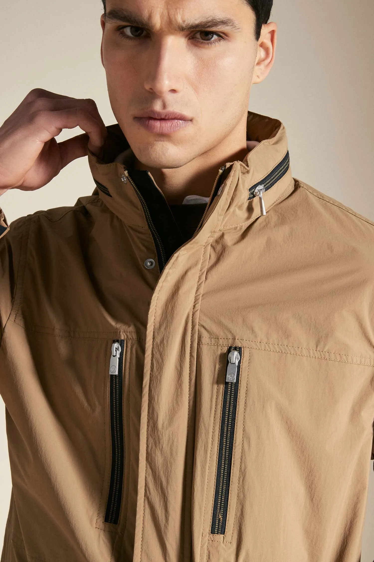 DUBE – Windbreaker full zip color sabbia