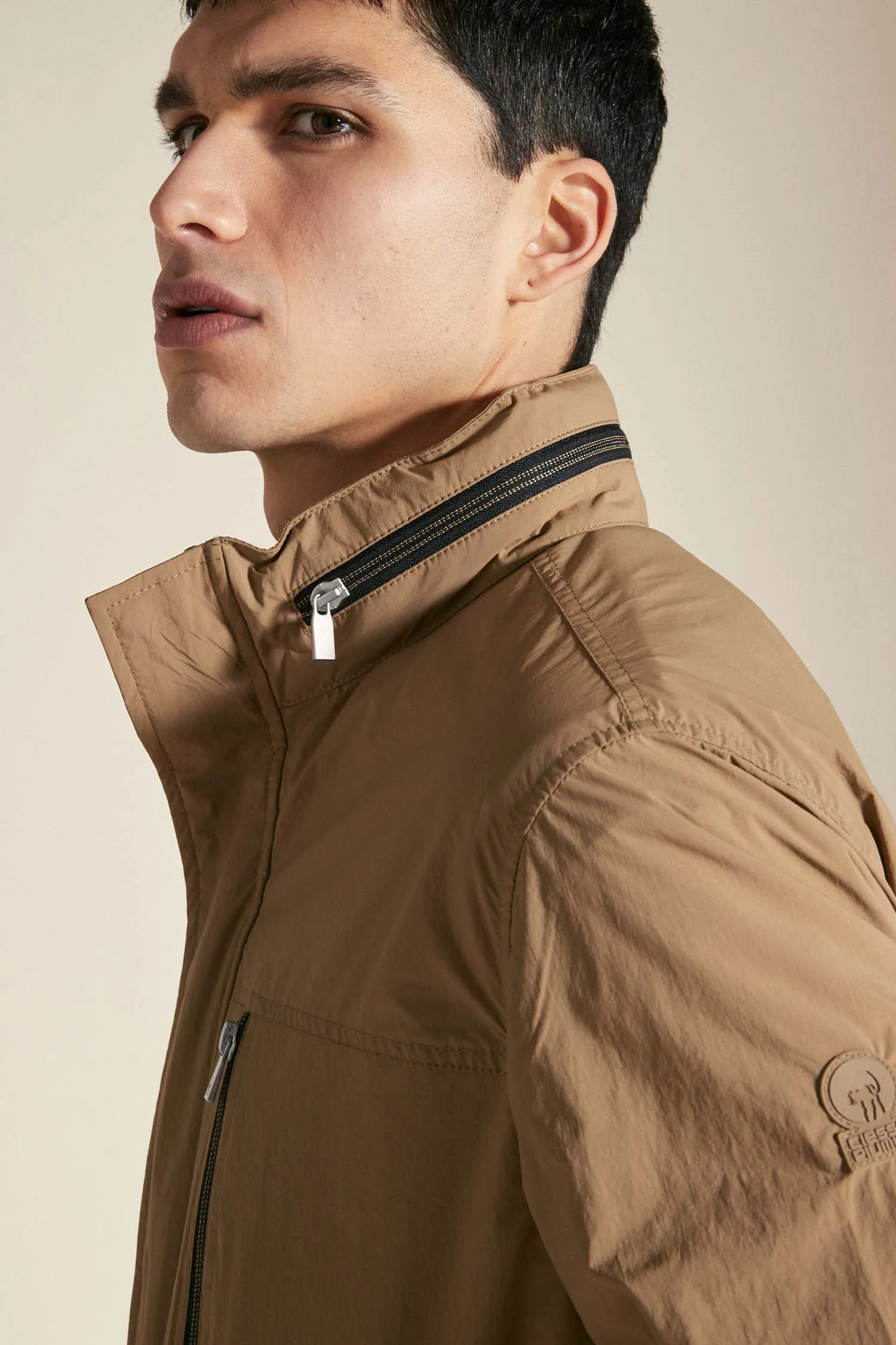 DUBE – Windbreaker full zip color sabbia