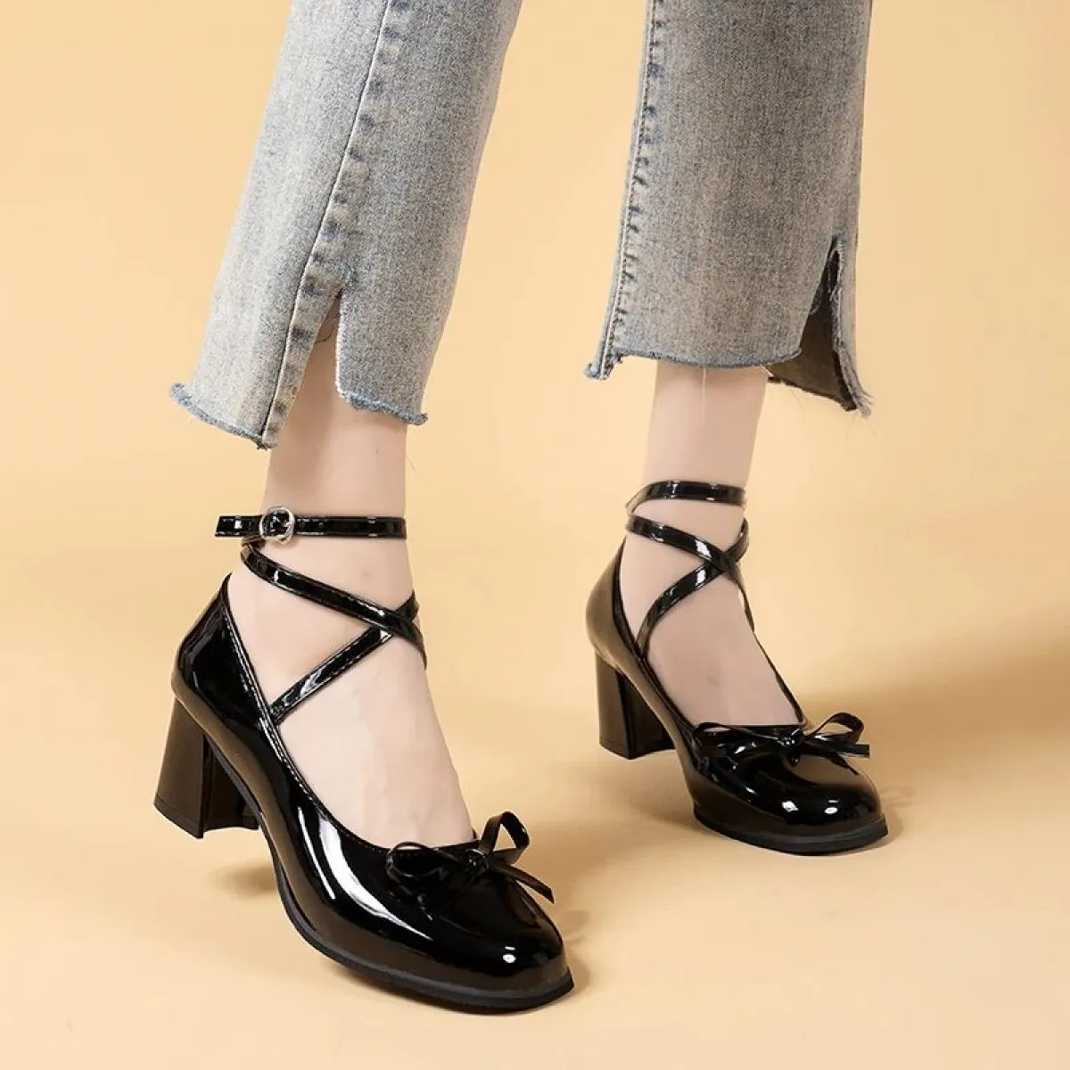 Décolleté neri retrò con lacci incrociati Scarpe casual estive con punta tonda Scarpe da donna alla moda dolce Design con fiocco