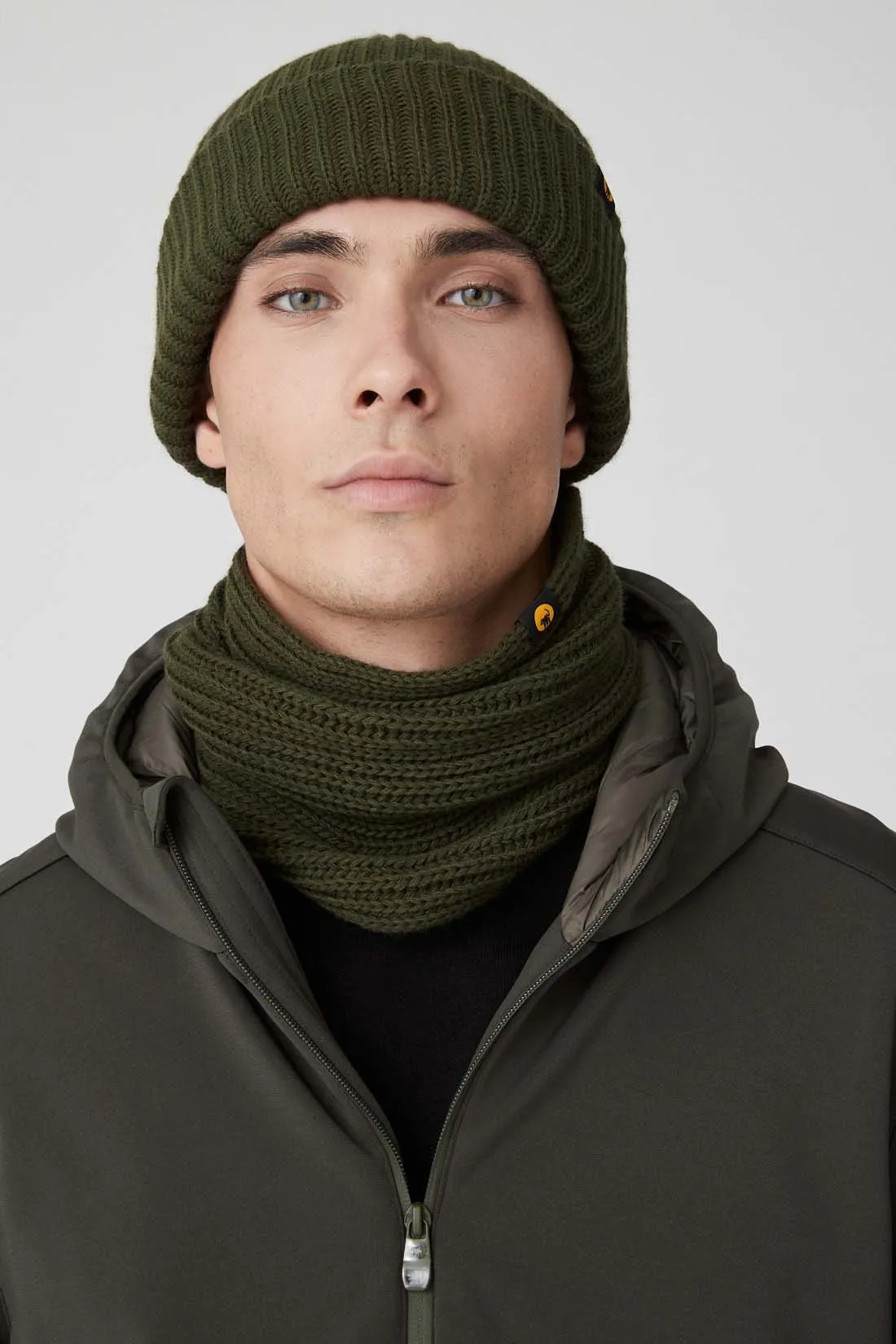 FLYNN – Sciarpa verde militare in maglia