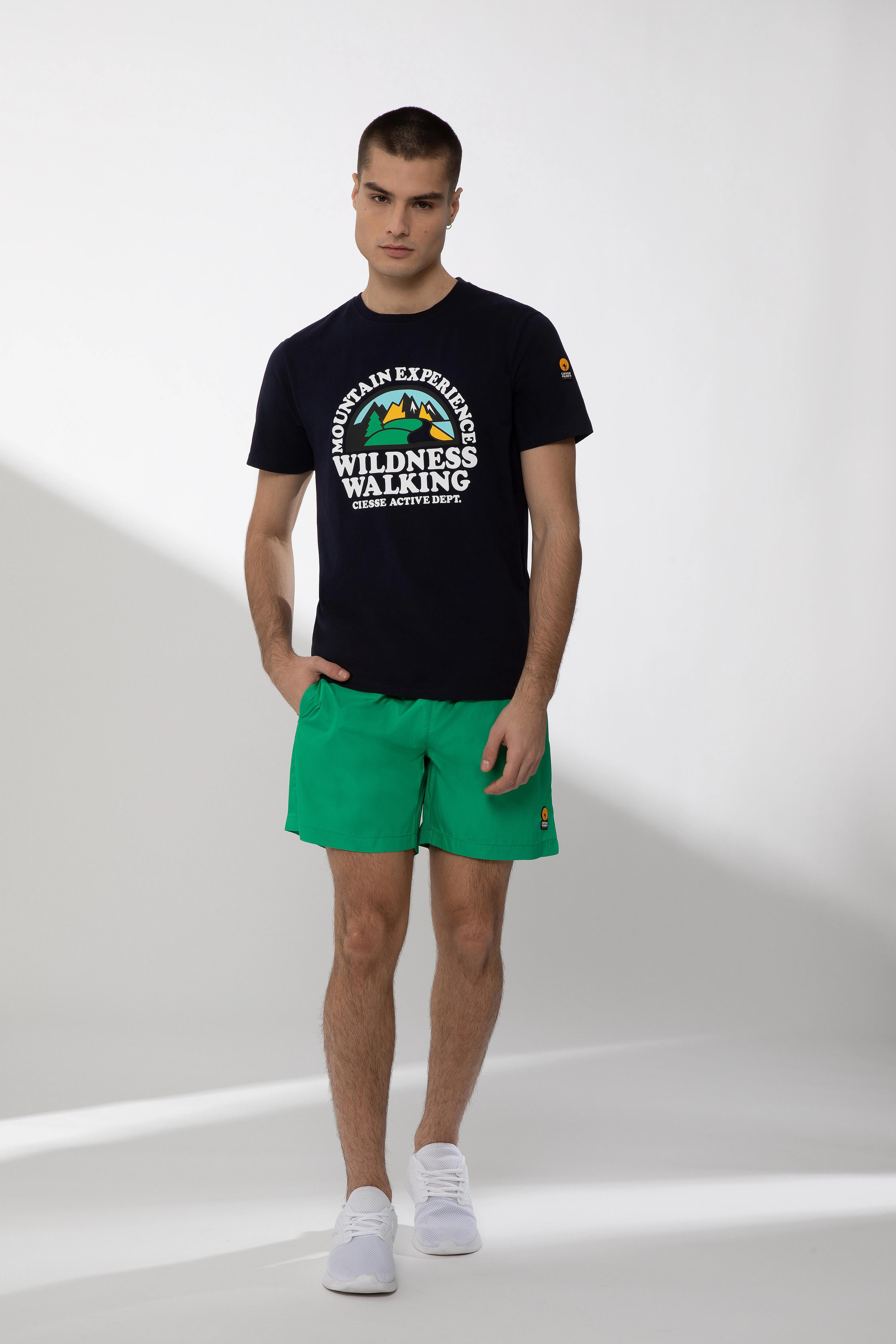 GEORDIE – T shirt blu con stampa sul petto