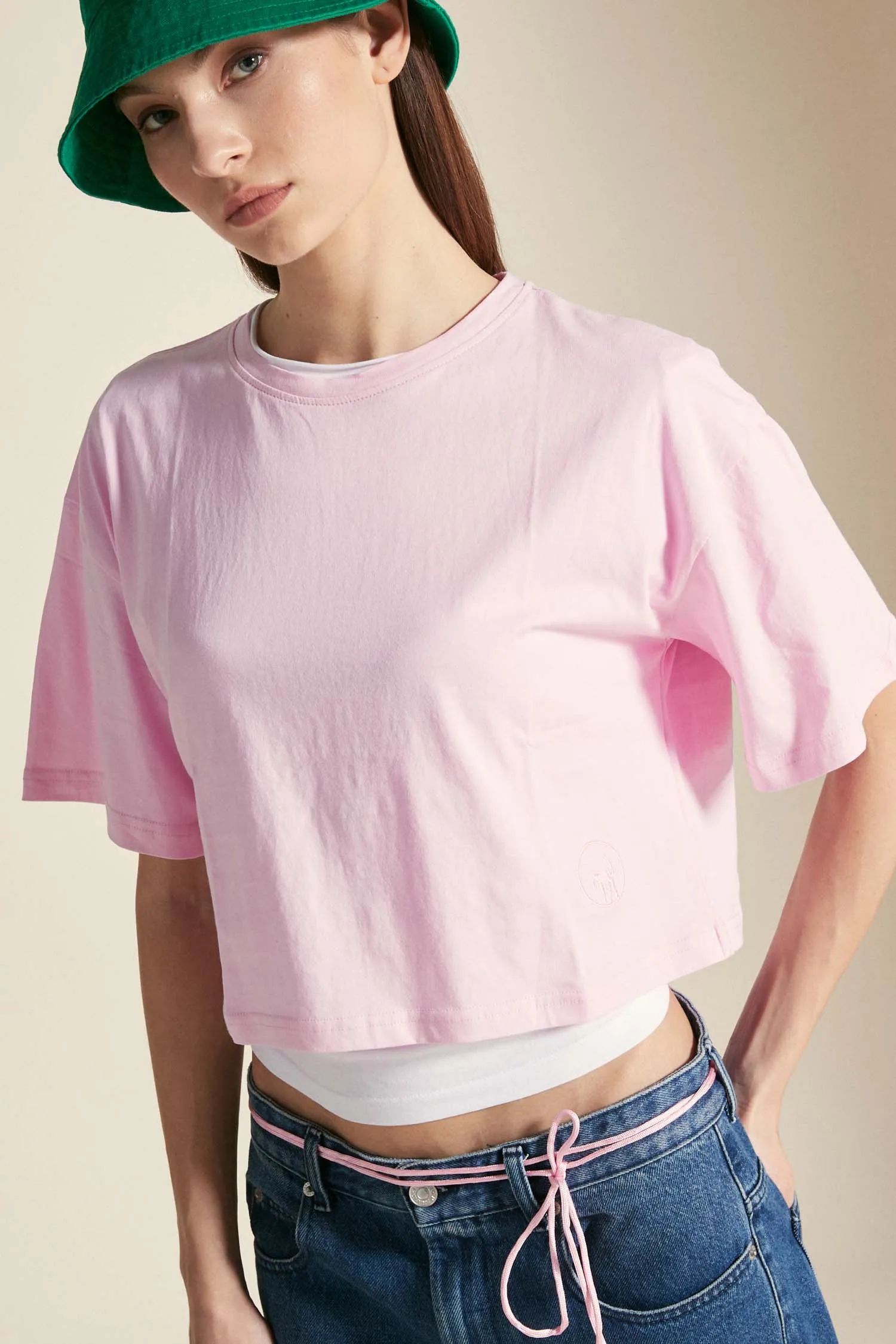 MIRAM –  Crop t-shirt rosa pastello in cotone