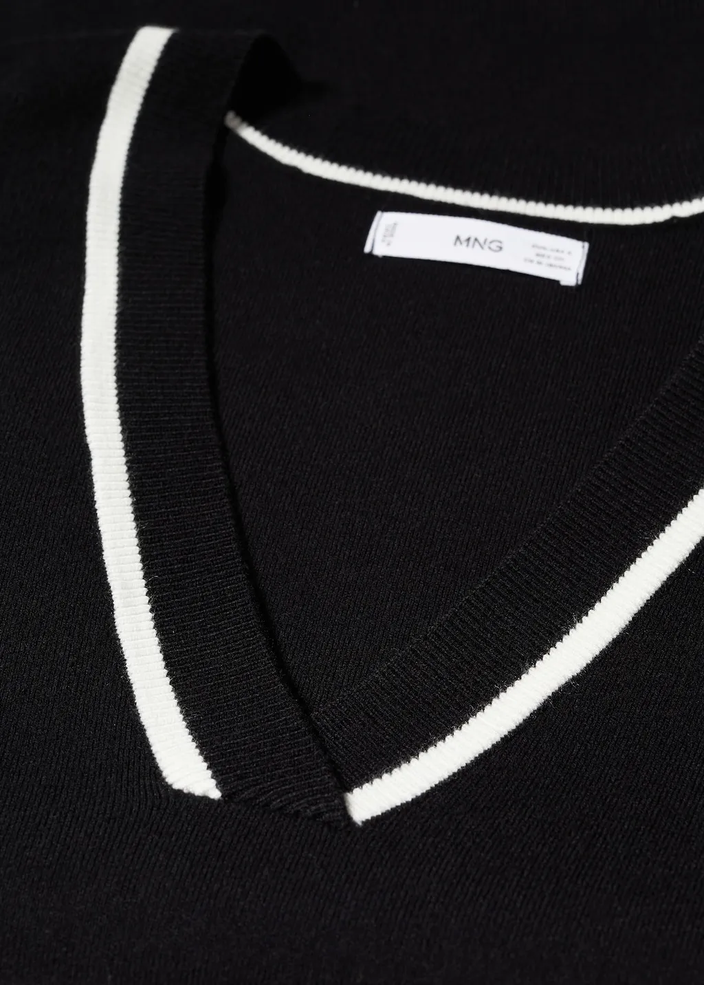 Pullover collo a V contrasto