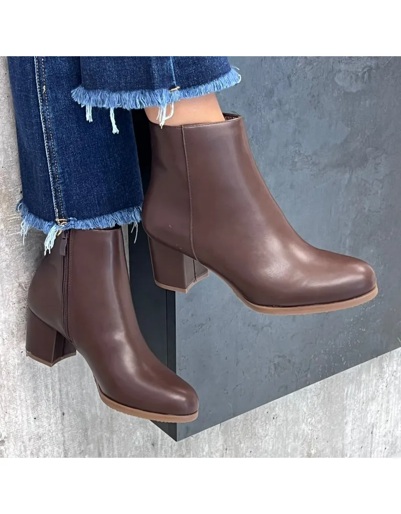 STIVALETTO NICOLE MARRONE
