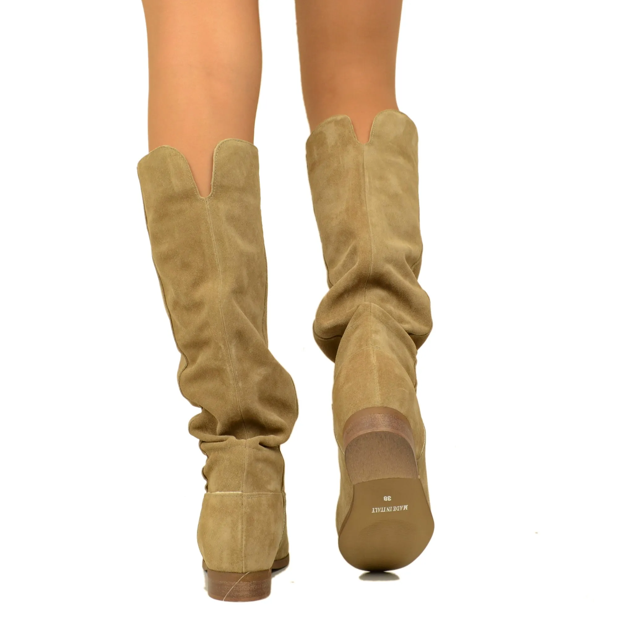 Stivali Donna Beige in Pelle Scamosciata con Zeppa Interna
