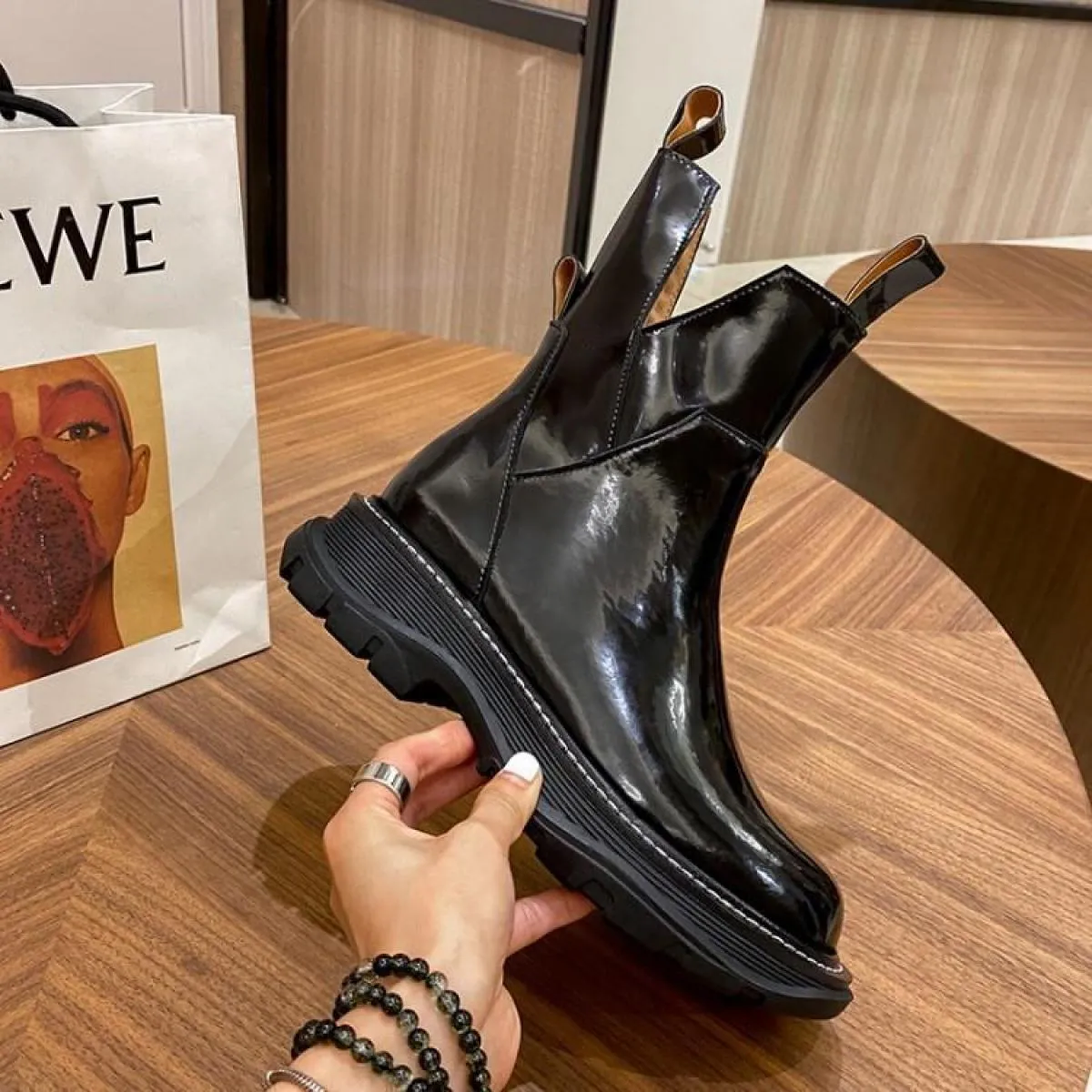 Stivali in vera pelle brillante Stivali lunghi da donna Stivali Martin al ginocchio Stivali western Stivali con plateau Stivali