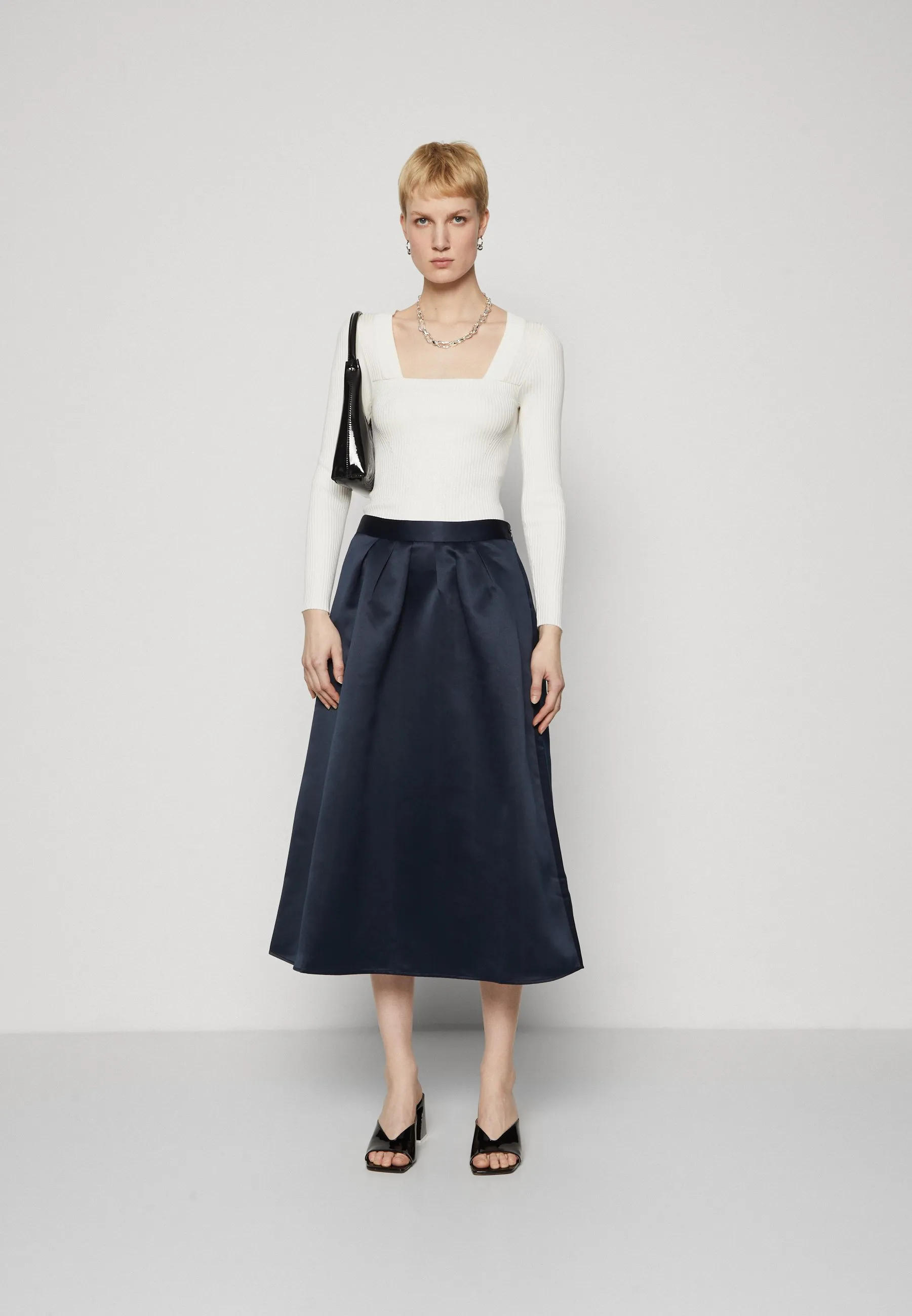VMMORA SKIRT - Gonna a campana